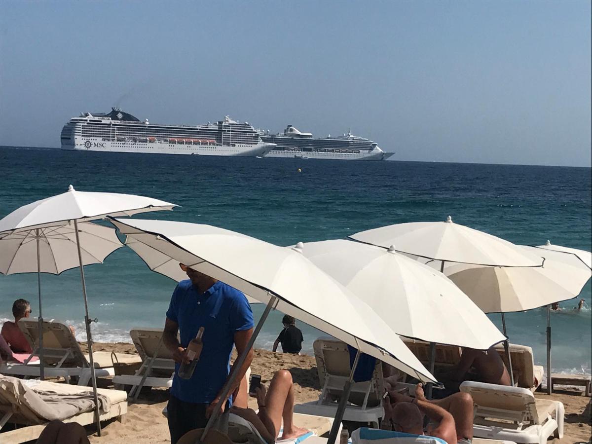 Plage Du Midi Cannes Exteriér fotografie