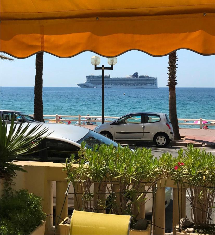 Plage Du Midi Cannes Exteriér fotografie