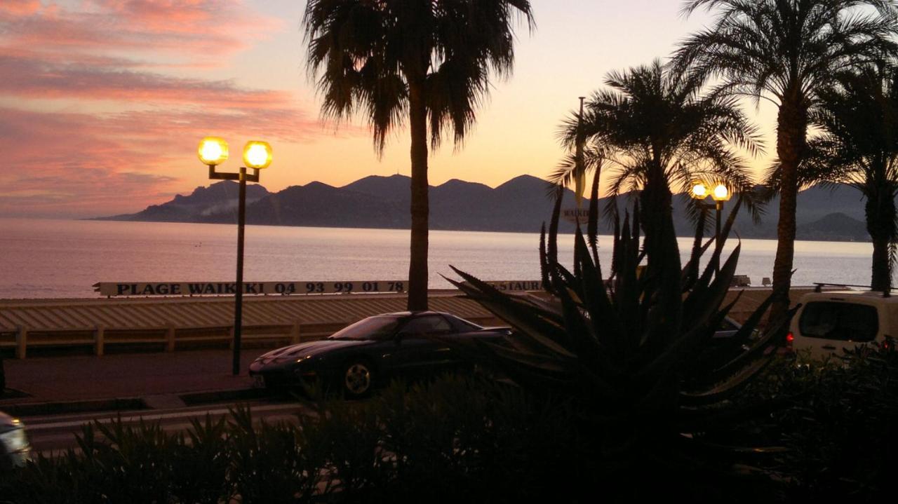 Plage Du Midi Cannes Exteriér fotografie