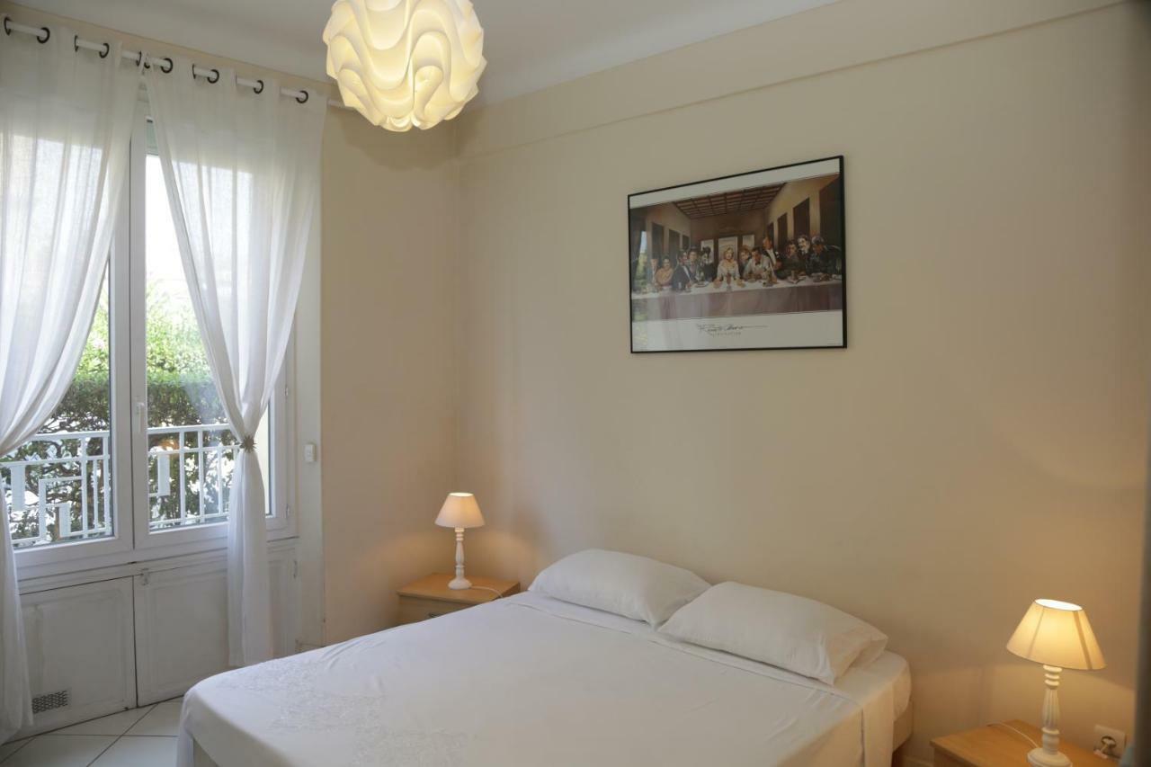 Plage Du Midi Cannes Exteriér fotografie